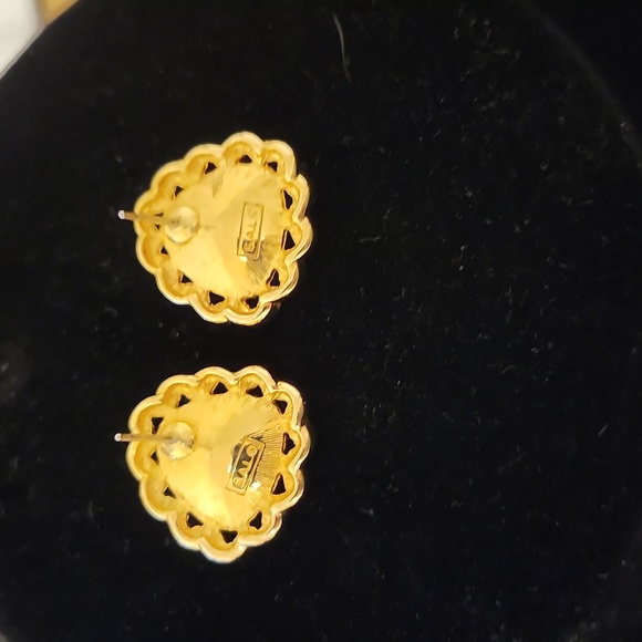 Women's Swarovski Crystal Emerald Green  Earrings and Necklace Set - Picture 6 of 9